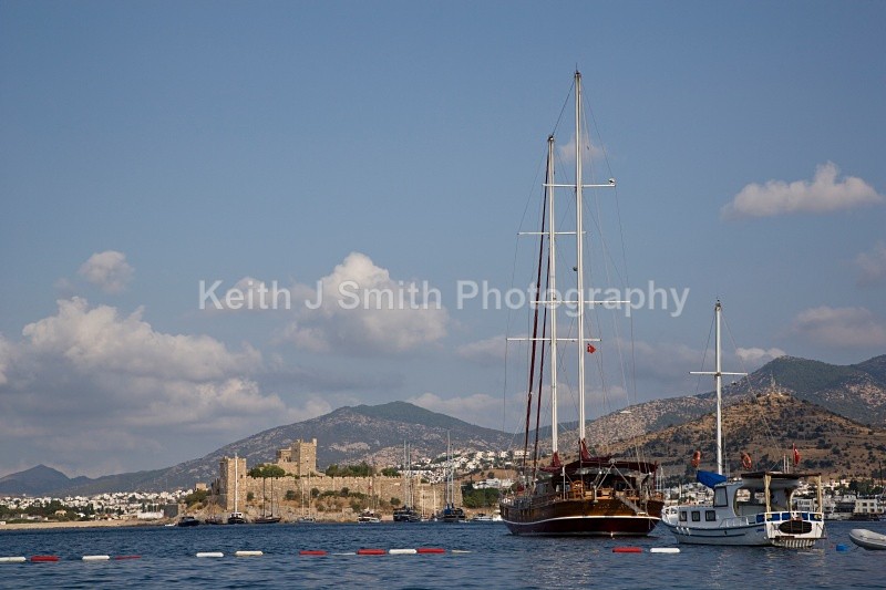 YR6M1603  (RM) - Worldwide