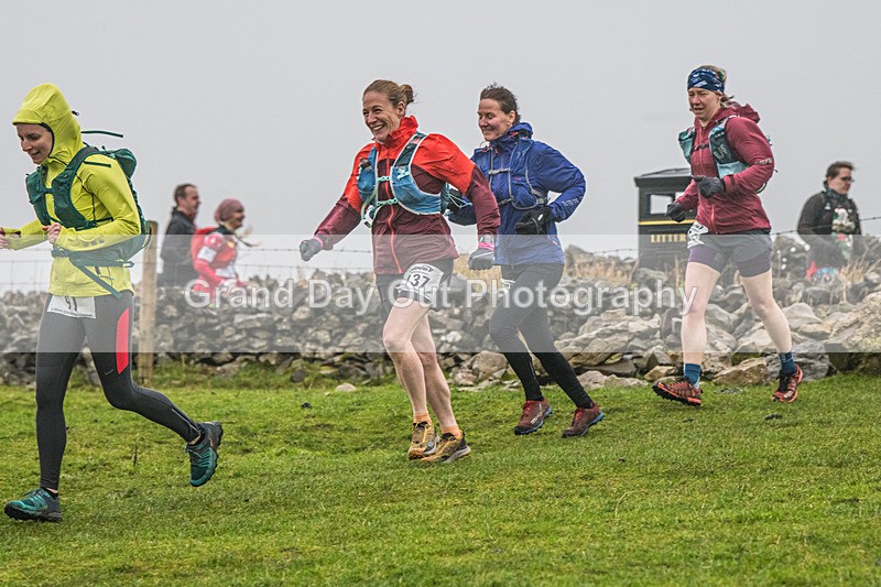 Litton-189 - Litton Christmas Cracker Fell Race Sunday 15th December 2024