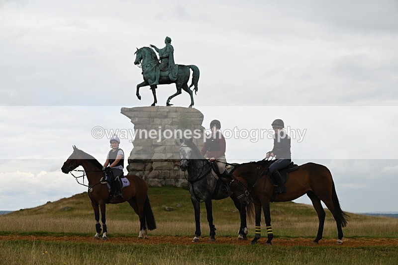 DSC_7504 - Time at Statue 13:16 to 13:52