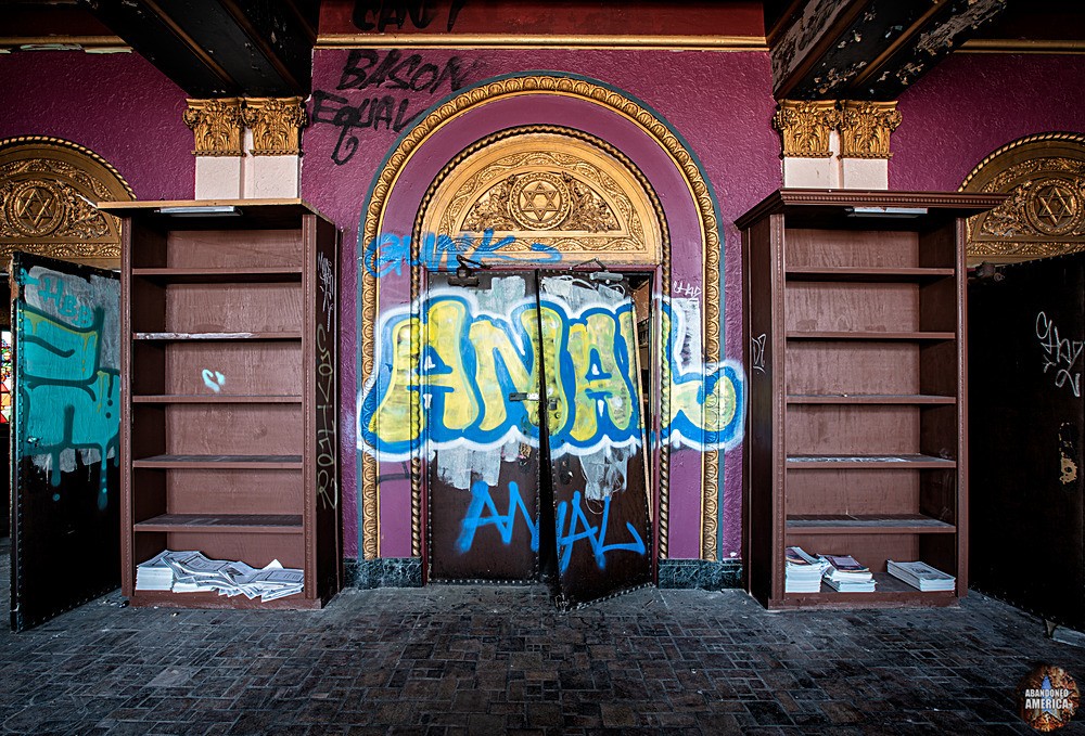 Agudas Achim Synagogue (Chicago,IL) | Vandalized Sanctuary Entrance - Agudas Achim Synagogue