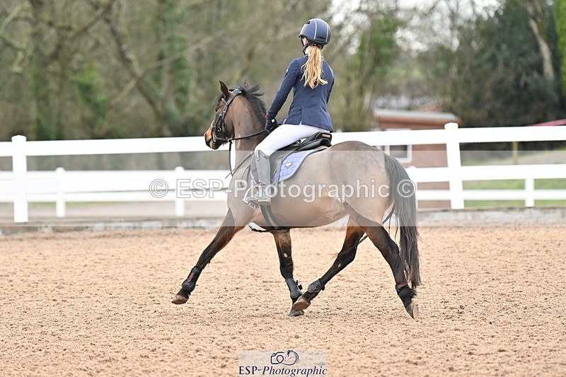 240309A-100850-00030 - Cls 1 Pony Intro 70cm