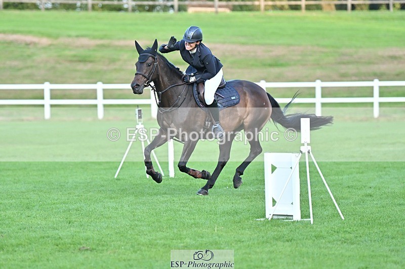 230909-185206-08155 - Cls 14 Snr 1m Derby