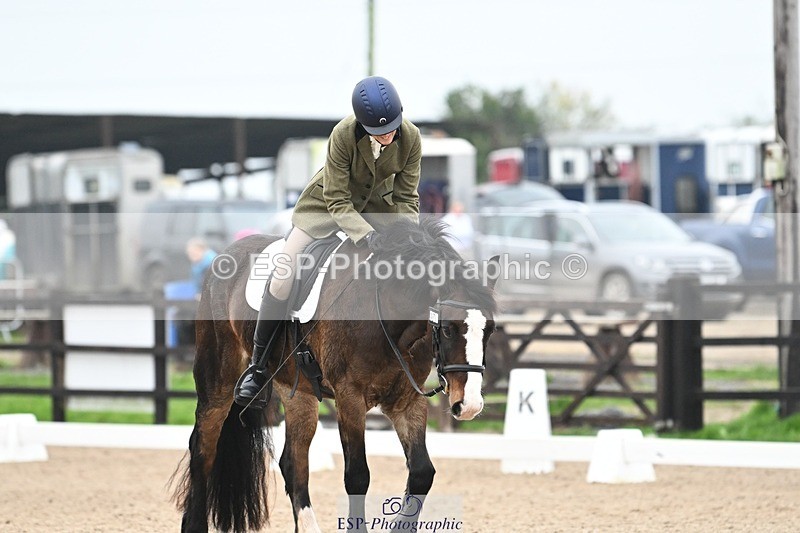 241103-102546-00336 - Intro 3 - 9.40 to 10.40