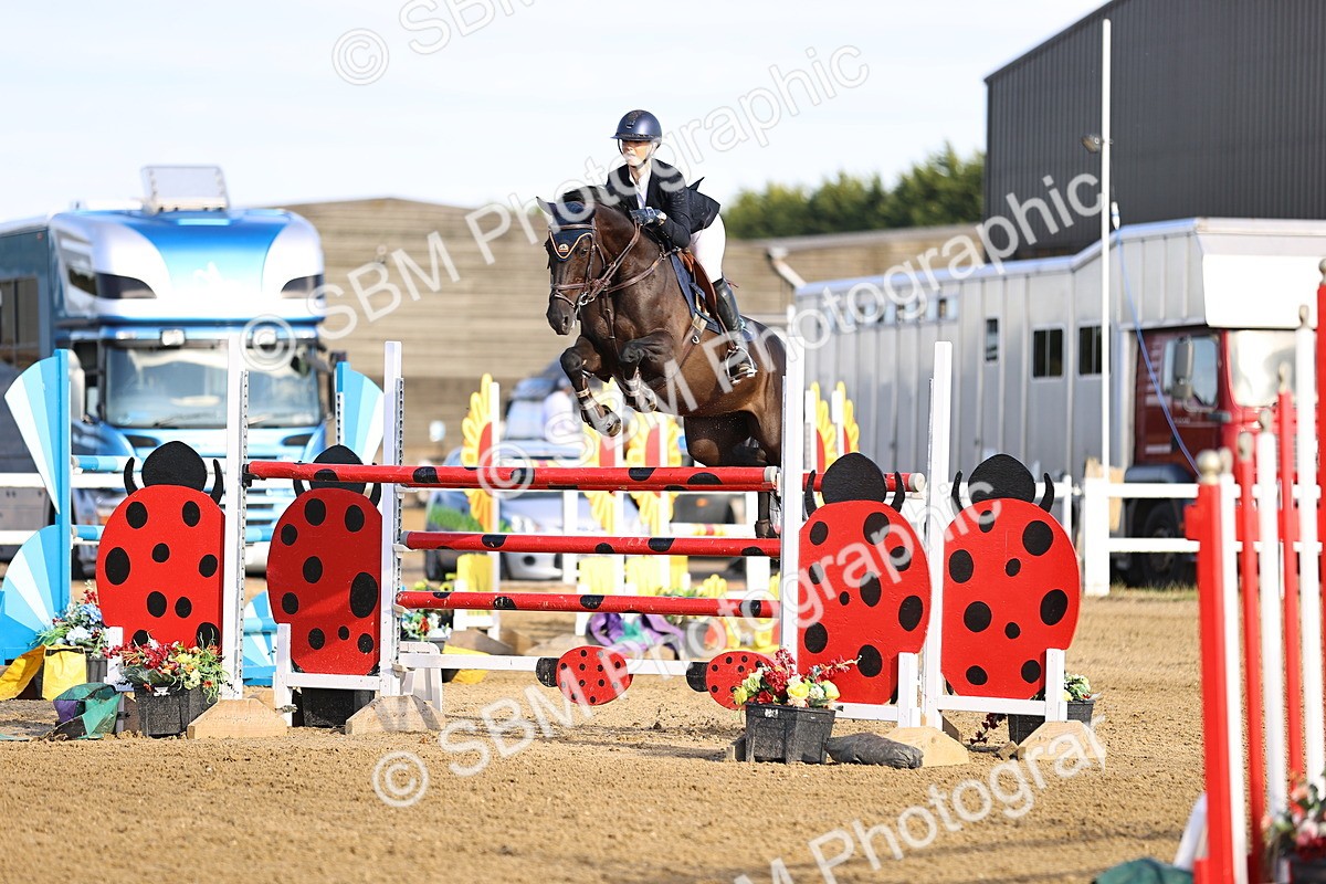 SBM_012381 - Class 11 - National 1.40m Open