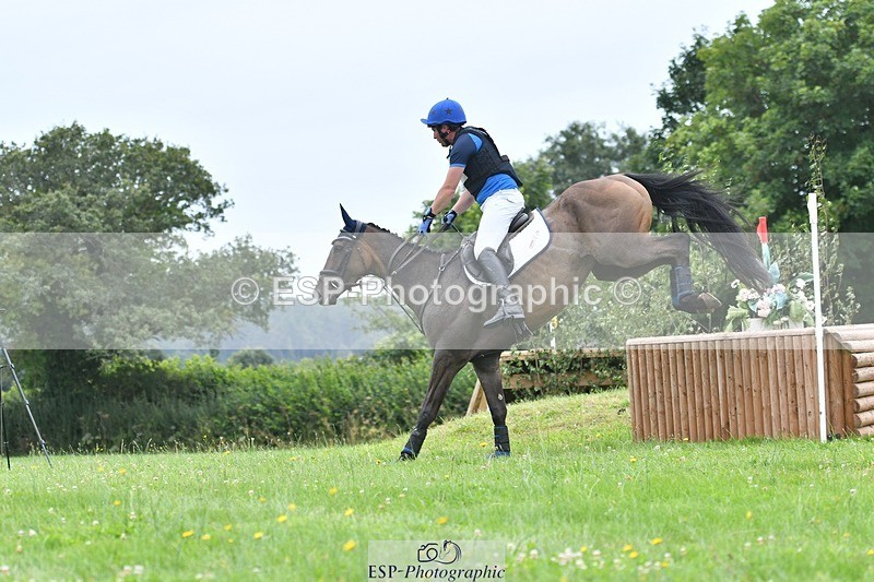 240803-123342-04227 - 137-Tim_Cheffings-HORGANS_ETOILE