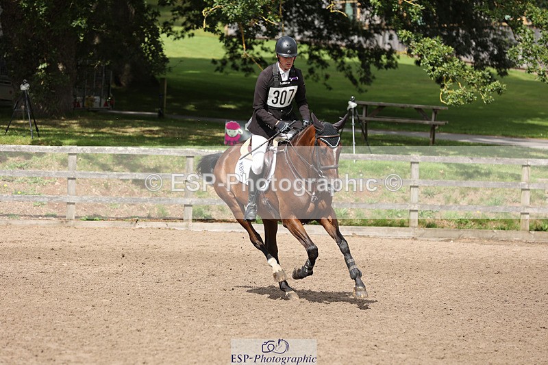 240804-104313-11241 - 307-Tom_Rowland-VALERIA