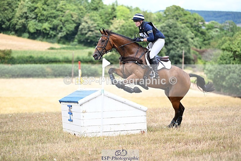 250803A-152308-16211 - P-714-Skye.Pleydell-Bouverie-SUPER.VISION