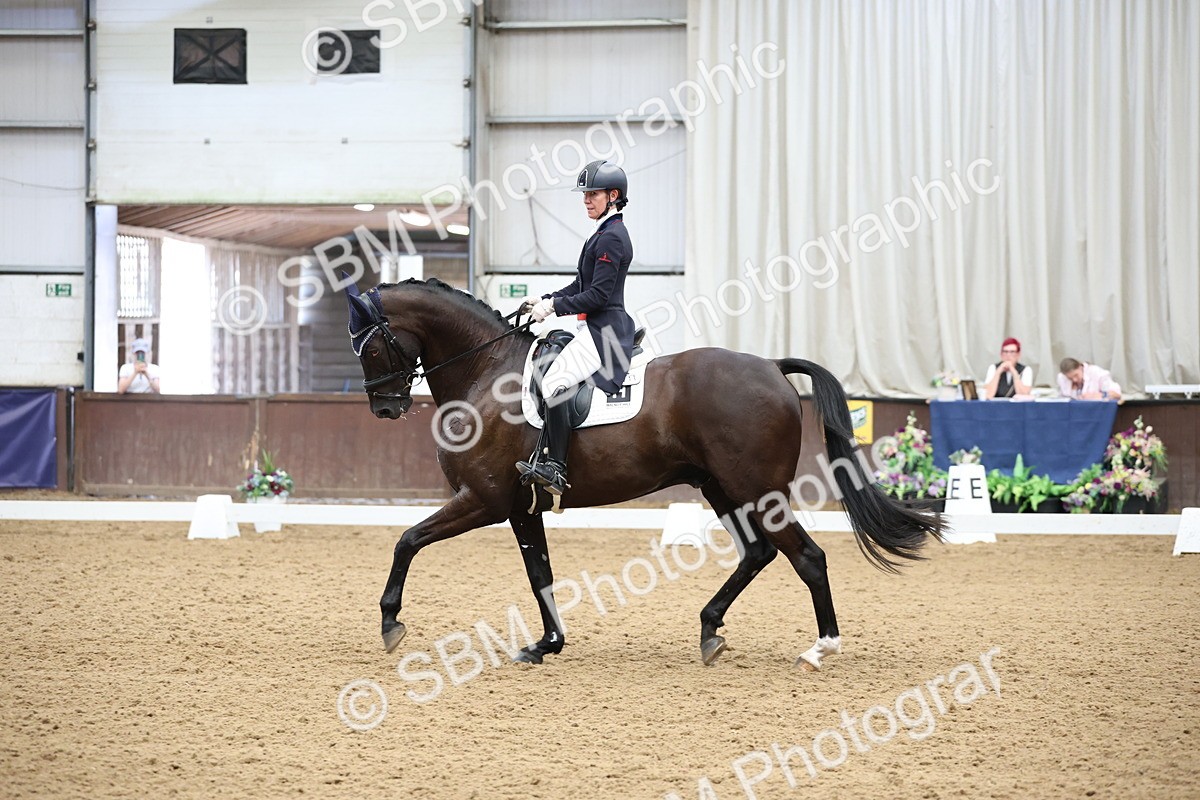 SBM_004479 - Class 9 - FEI Inter 1 Gold - 15.55-16.43