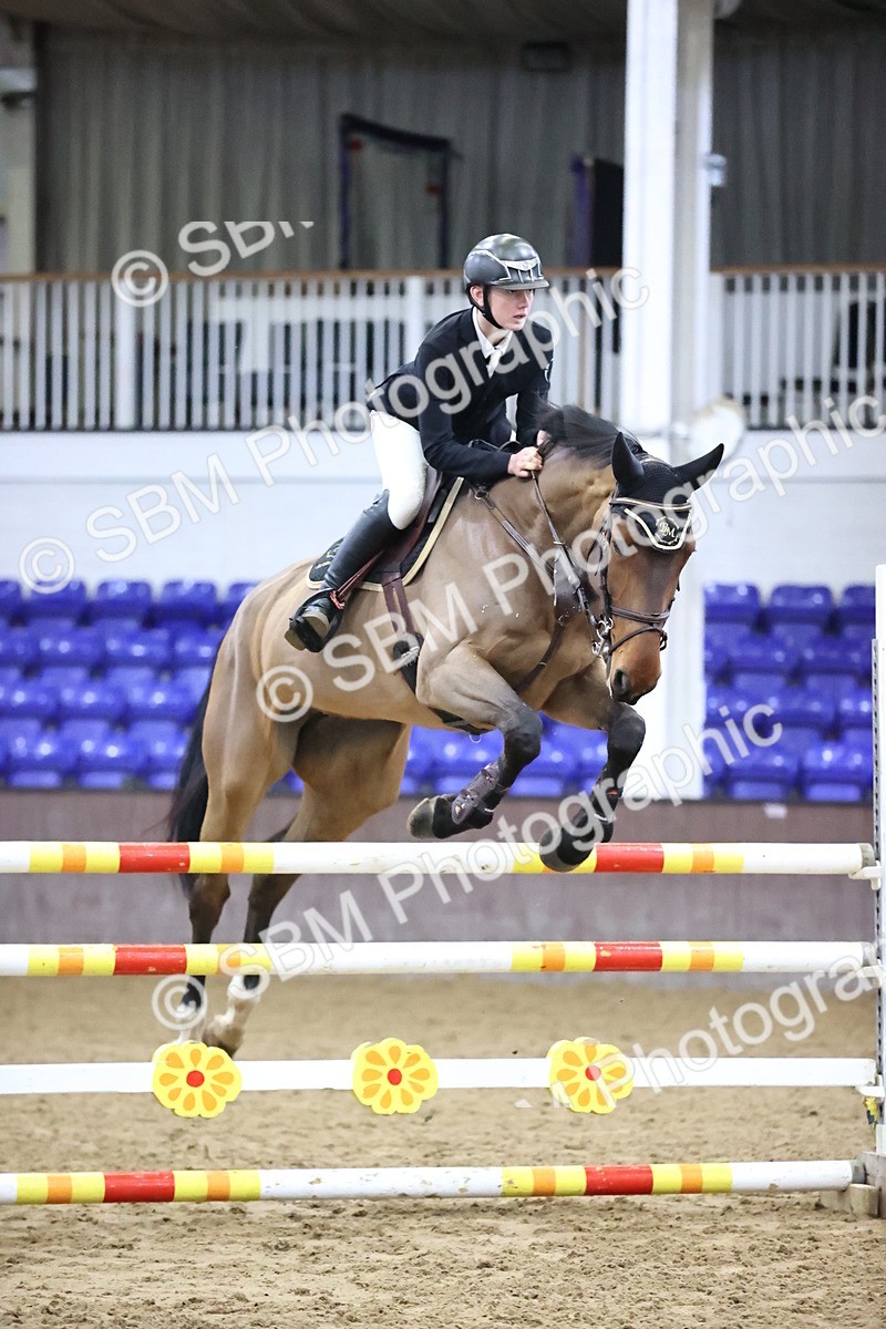 SBM_005359 - Class 17 - Senior Newcomers 1.10m