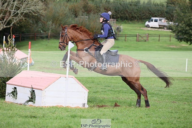 231021-134055-17149 - 436-MASSACHUSETTS-Georgia.Henderson-SC+XC