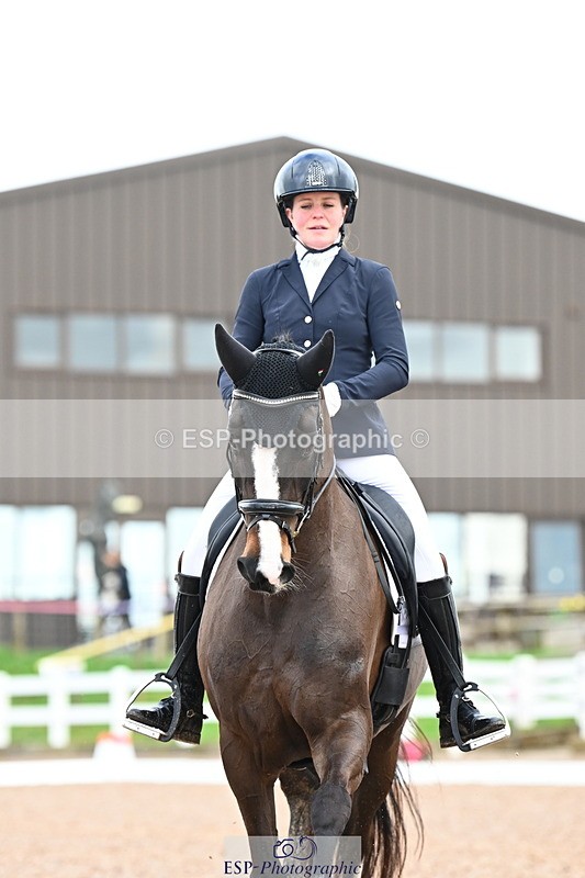 240218A-122349-07260 - 161-Katie.Warner-Active.Nuvalari