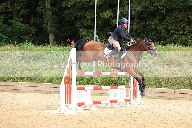 3E7A2569 - Class 8: Senior Newcomers/1.10m open