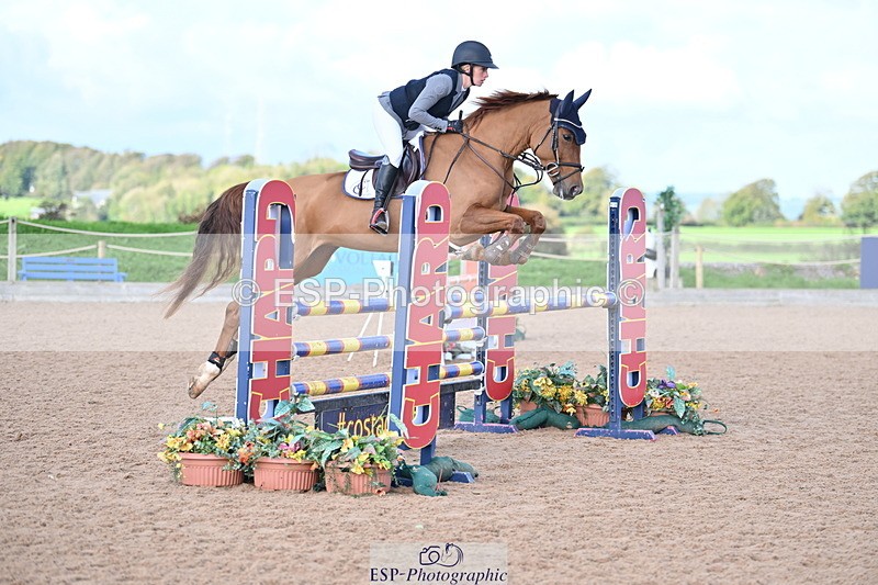 231014A-103452-04142 - Cls 18 Newcomers & 1.10m Open