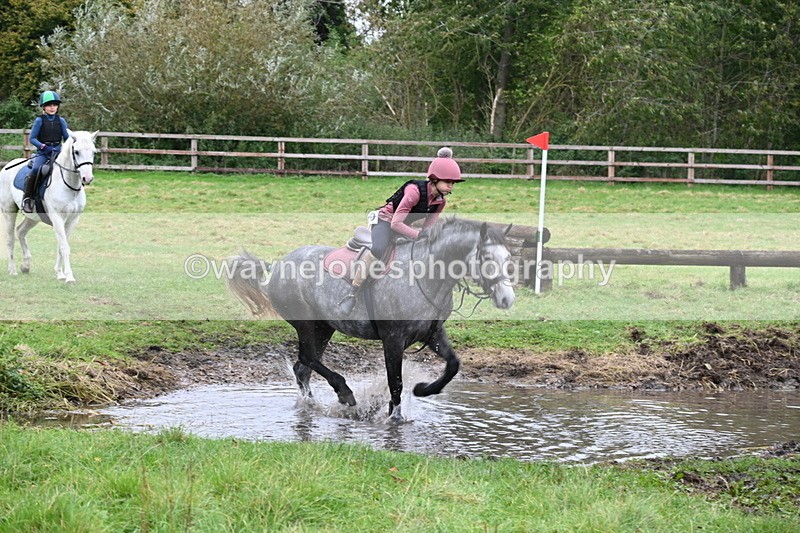 WJ6_6937 - Time at Photographer 13:06 to 13:23