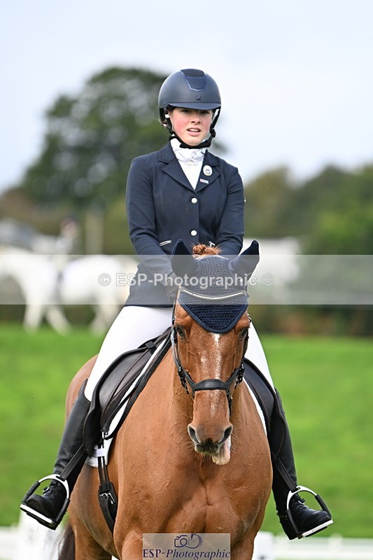 251023A-112809-03565 - G-513-Mimi.van.Ufford