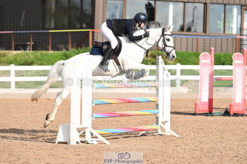 241026A-130039-00951 - SAT Cls 10 Pony Foxhunter and 1.10m Open