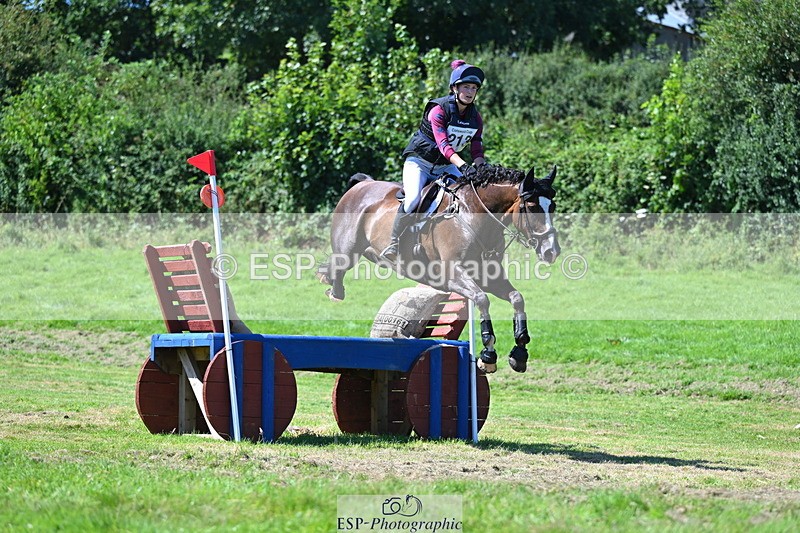 240811A-143614-04911 - 213-