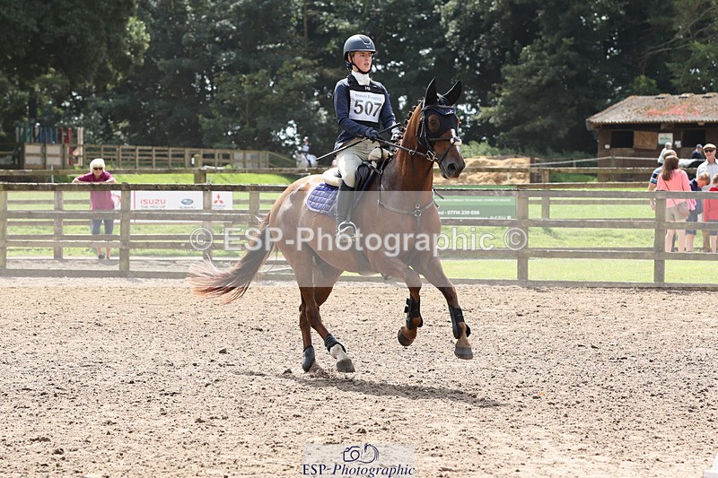 240804-121115-13037 - 507-Darci_Barron-BERNARD_BLACK