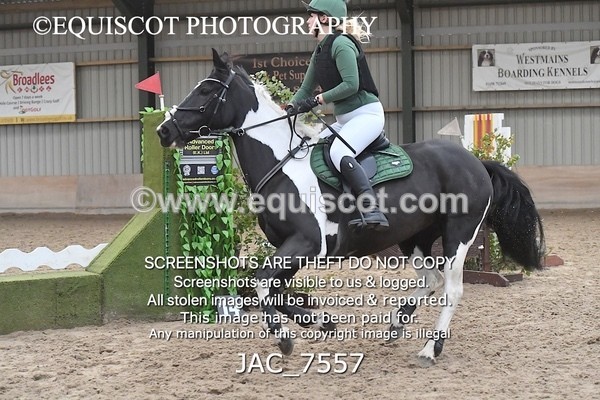 JAC_7557 - Class 3 Arena Eventing BE70 0.70m