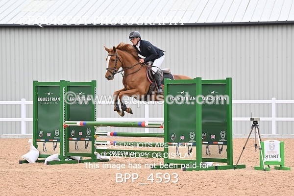 BPP_4593 - CLASS 20 SUN British Novice/90cms Open