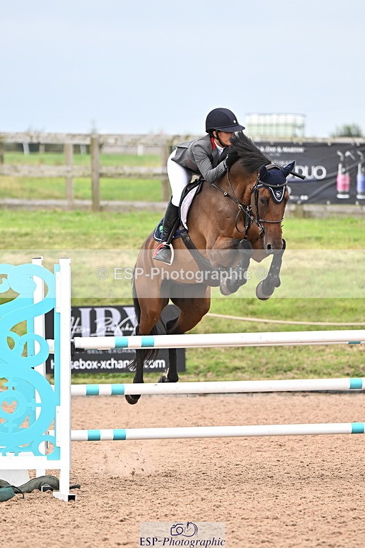 240828A-161512-01307 - Cls 5 Snr Foxhunter and 1.20m Open