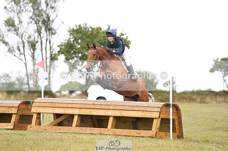 250830-110848-00970 - B-052-Rebecca.Brunt