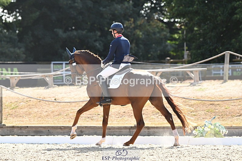 250808A-164212-02153 - 153-Angus.Corrie-DeaneVeyron.II