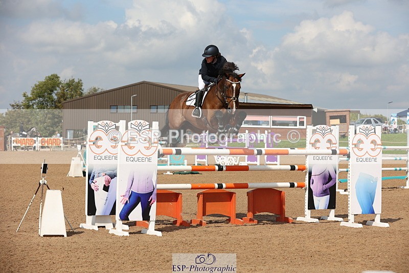 230915A-131217-02216 - Cls 4 National 1.30m