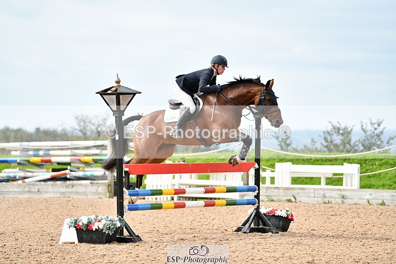 240915A-120140-09814 - Cls 27 Snr 1.05m & 1.10m GP