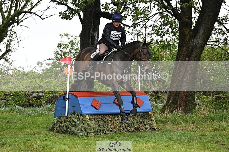 250418-134942-04298 - 265-Charlotte.Rowe-CELTIC.CROSS