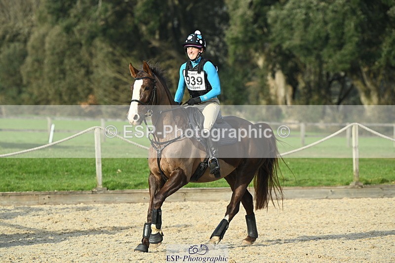 250309A-160458-02273 - Cls 03 90cm 15.05 to End