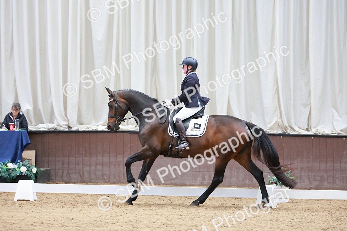 SBM_010000 - Class 6b - Novice 6 - 12.40-13.43