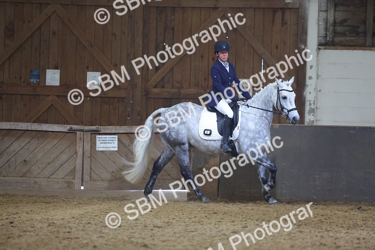 SBM_003047 - Class 9-10 - MQ U21 Open Novice 1