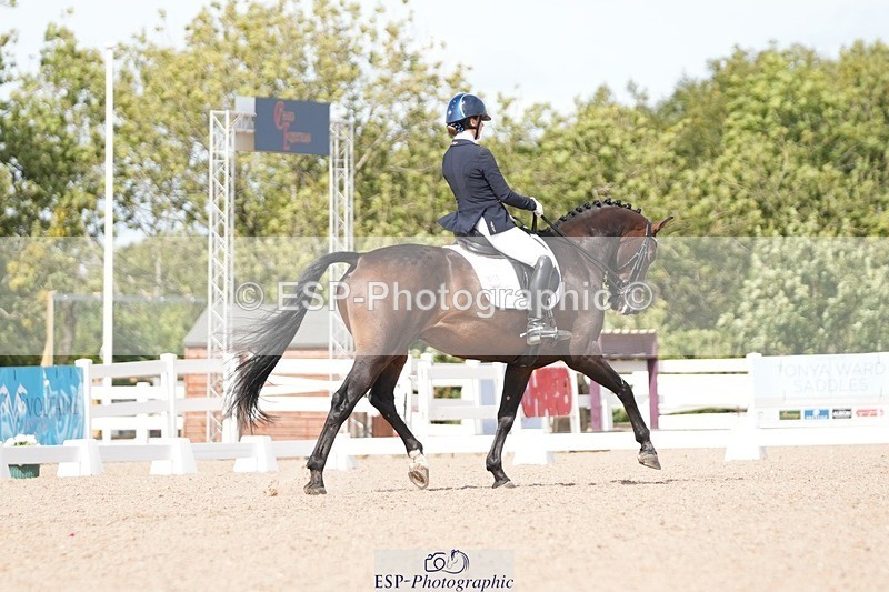 250906-134031-03356 - 113-Nicole.JahanshahiVirtual.Attraction