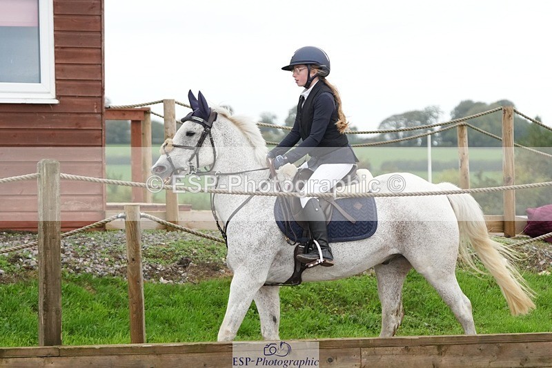 250920-154026-01482 - Cls 21 Pony Intro 80cm Derby
