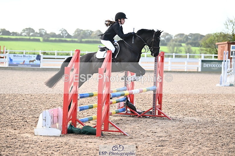 241026A-110344-00280 - SAT Cls 5 Pony British Novice and 80cm