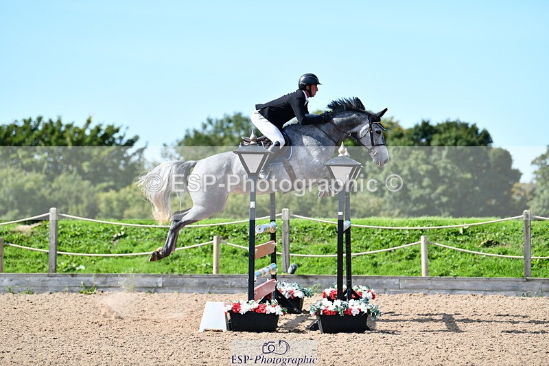 240914A-125721-07135 - Cls 15-S Snr Foxhunter