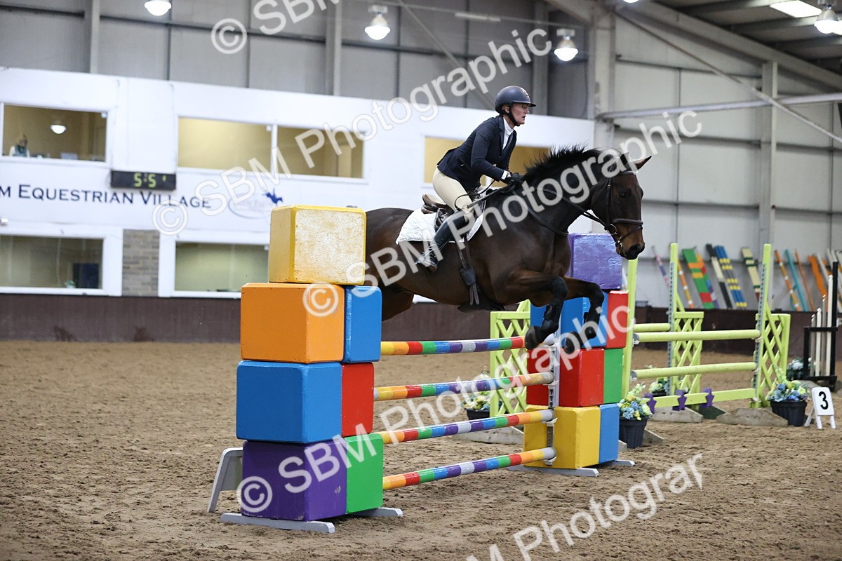 SBM_001824 - Class 4 - Senior Newcomers - 1.10m Open