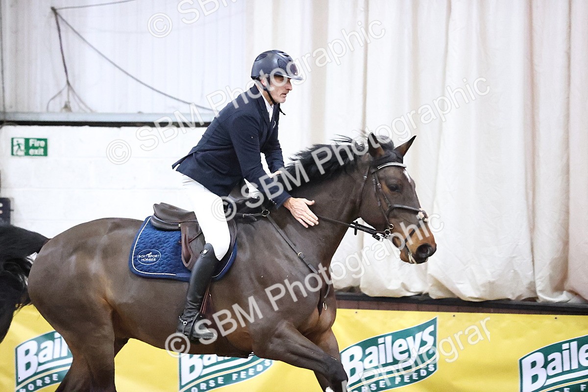 SBM_002537 - Class 9 - Senior Discovery - 1.00m