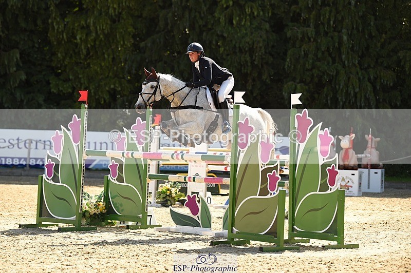 230528-100030-14733 - 203-DHI_CHILLI_START-Sophie_Hodgson-SJ