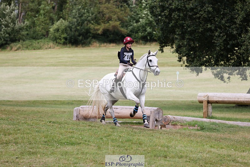 240825X-155757-36363 - 80cm XC 15.30 to 16.30