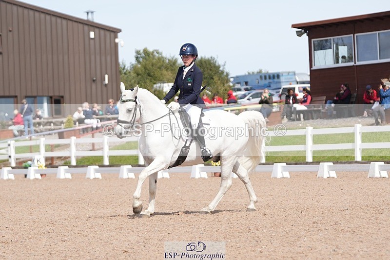 250906-135845-03823 - 067-Laura.PercyConobola.Cascade