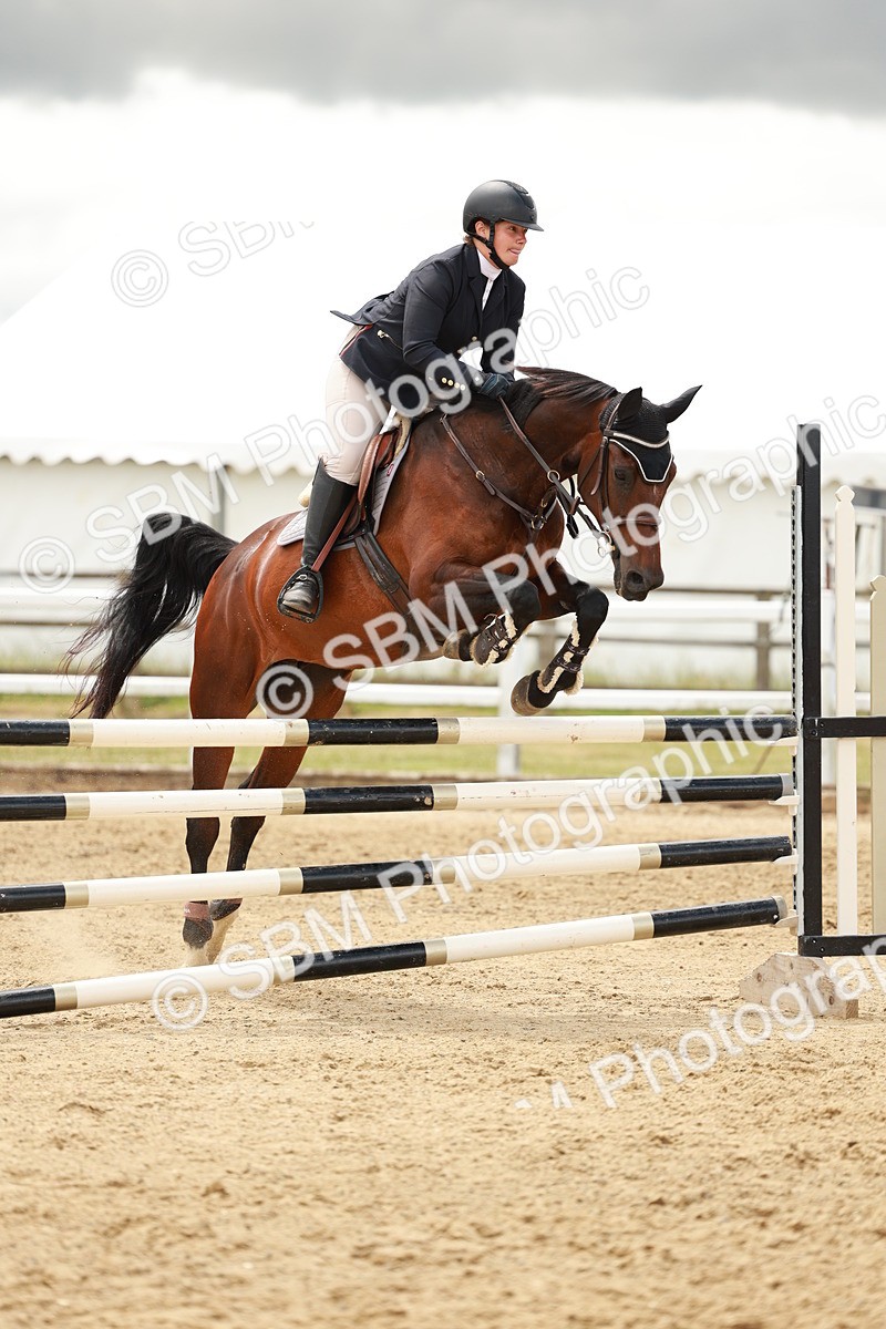 SBM_007302 - Class 2 - Senior Discovery - 1.00m Open