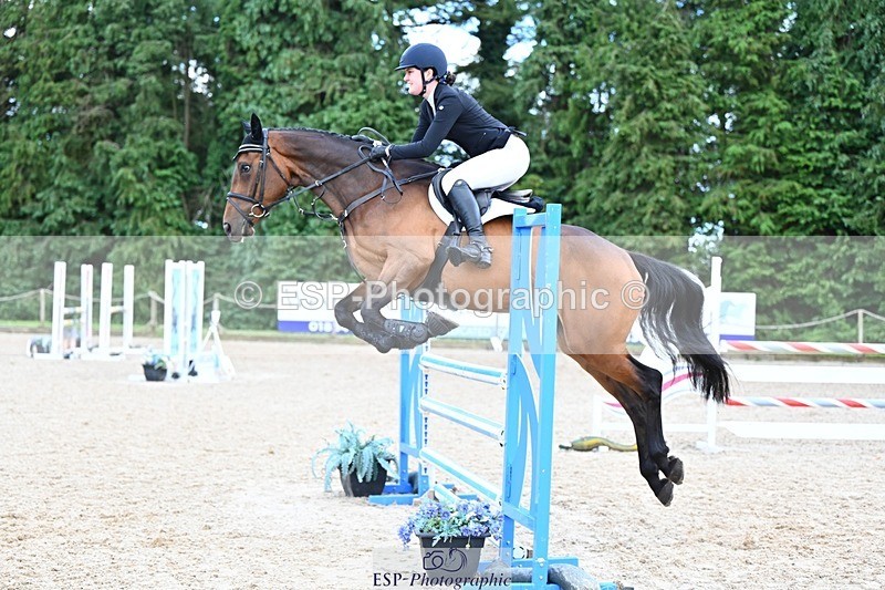 240706-184304-17745 - Cls 39 1.05m Amateur Quali and Open