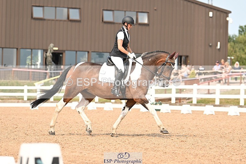 250816-153820-06221 - 123-Lorraine.MorrisLissyegan.Coloured.Lady