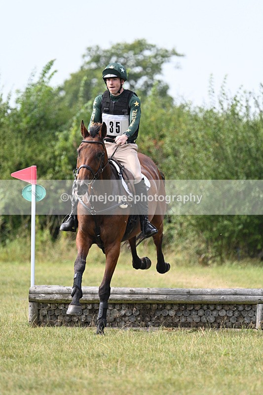 WJ7_7333 - 60cm XC Time 13:54 to 14:20