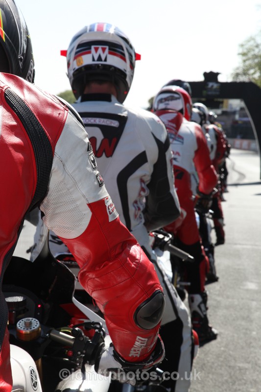 IMG_0810 - Senior TT - Start Line