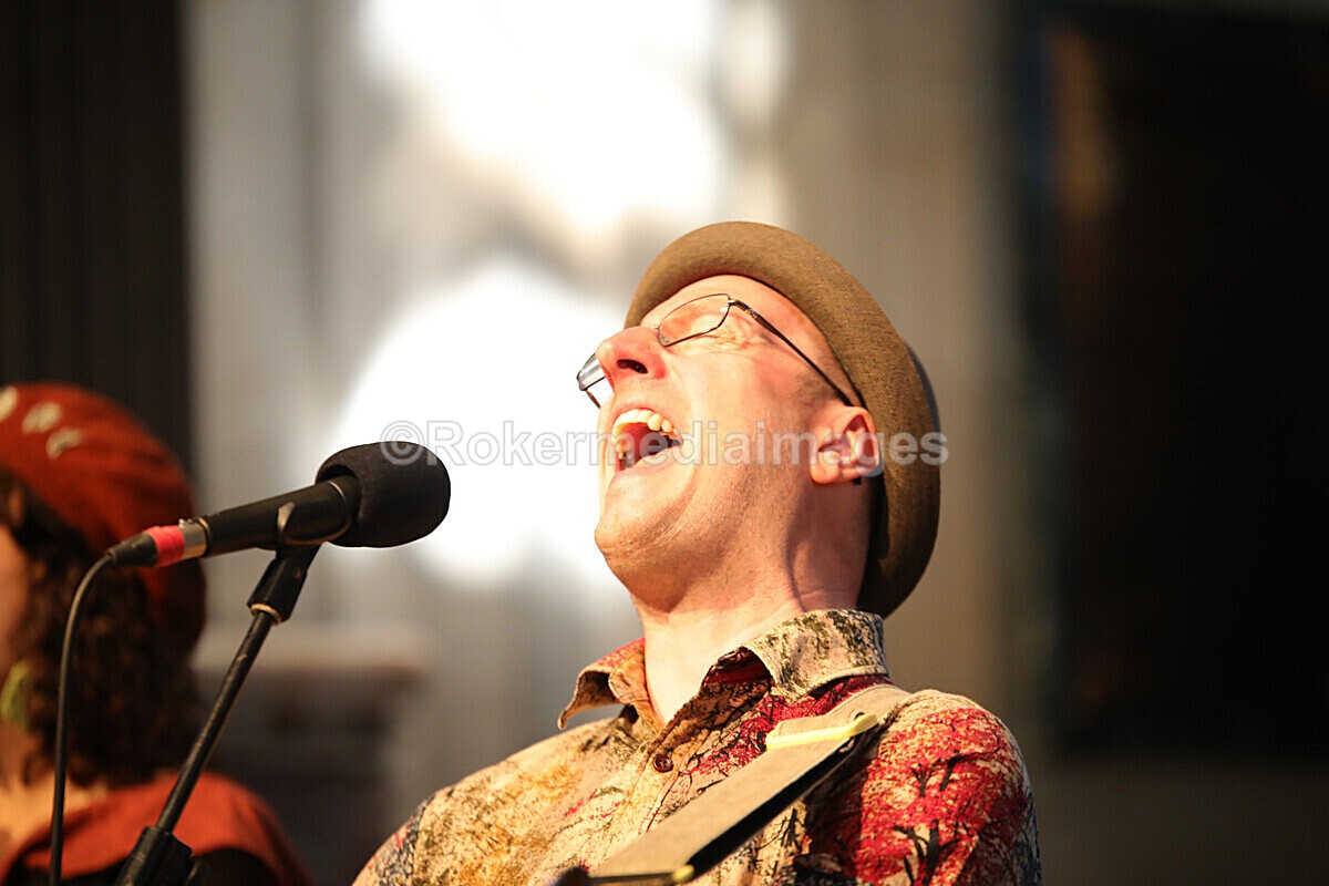 FOLK N BLUES-277 - FOLK and BLUES SEPT 2022