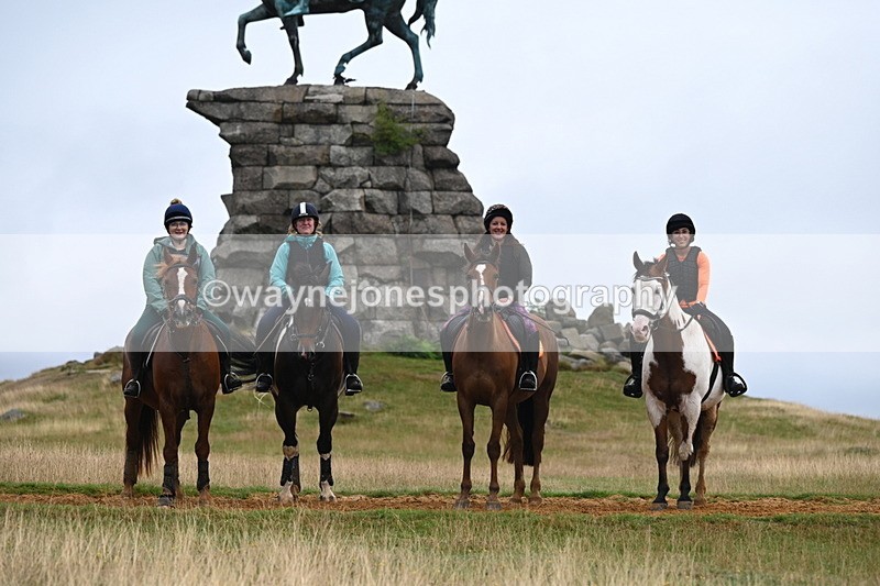 DSC_2317 - Time at Statue 12:34 to 12:56