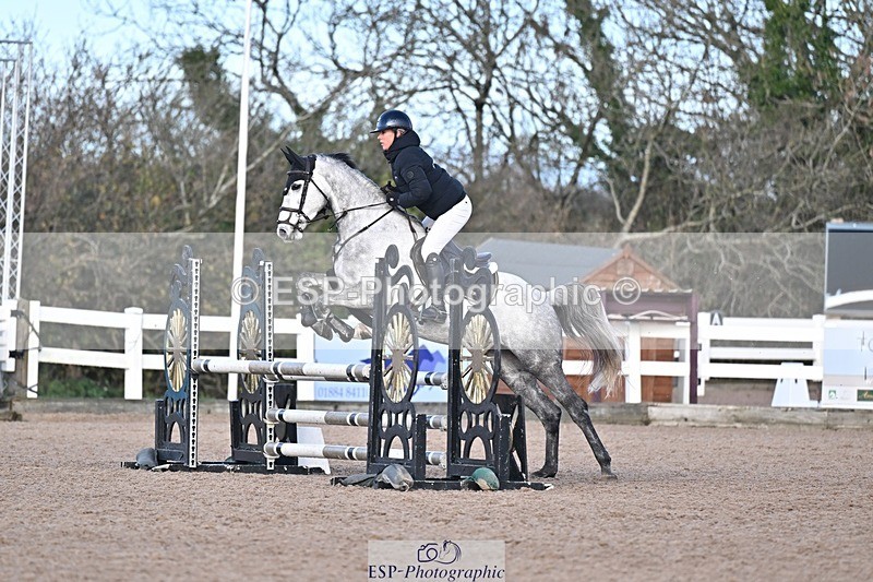 251126-100630-00107 - Cls 0 + 1, Clear Round, British Novice and 90cm